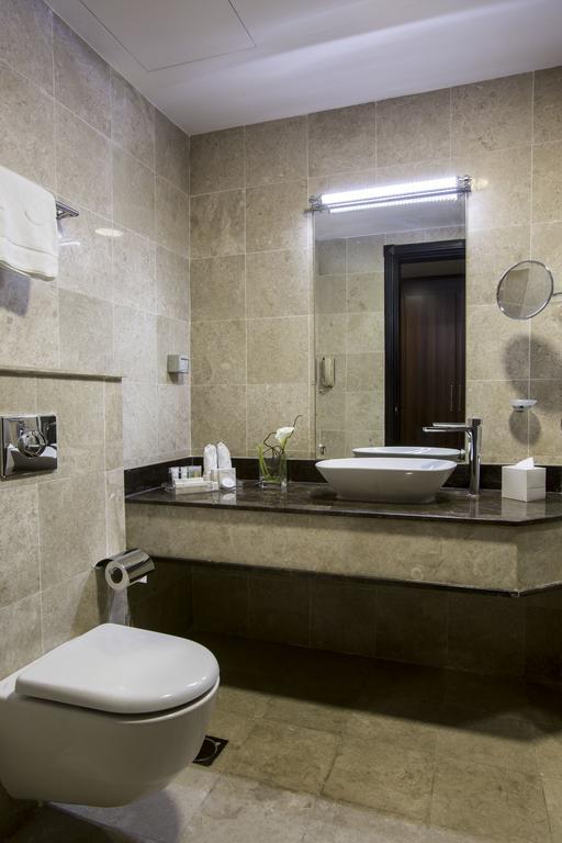 Quarto Superior com Cama King-size