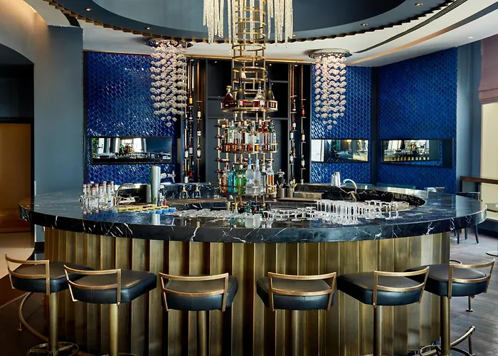 Best Plaza West Bay Hotel